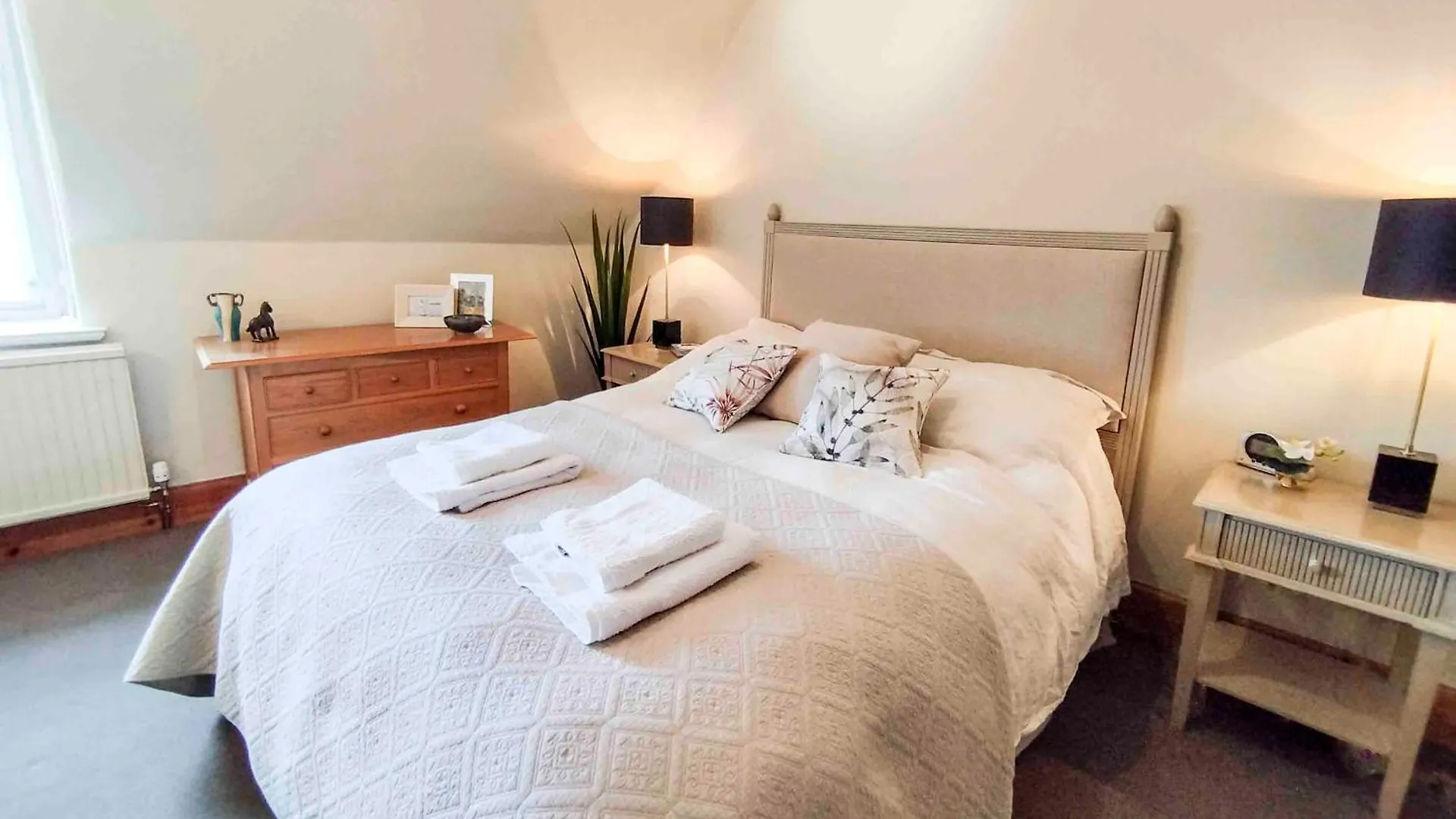 Edinburgh Coastal Cottage : 20 Min Train To City Centre : Spectacular Views Of Forth Bridges South Queensferry 0*,