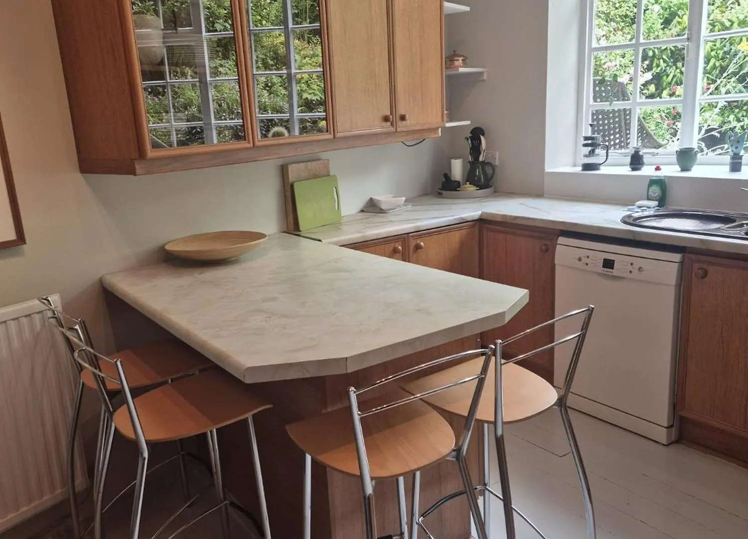 Holiday home Edinburgh Coastal Cottage : 20 Min Train To City Centre : Spectacular Views Of Forth Bridges South Queensferry